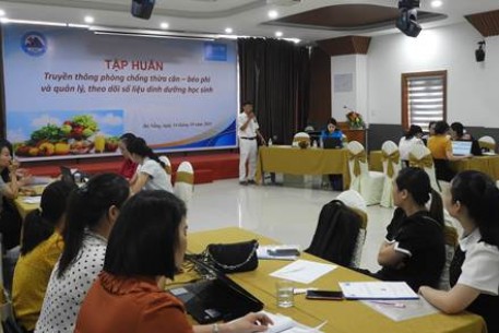 Tăng cường năng lực quản lý và theo dõi dinh dưỡng học sinh tại Đà Nẵng
