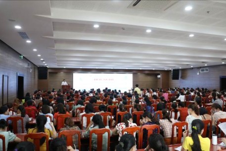 Đà Nẵng: Hội nghị tập huấn chuyên môn cho cán bộ phụ trách nha học đường