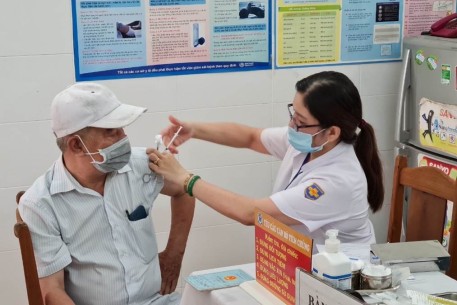 Lịch tiêm chủng vắc xin phòng COVID-19 tại các điểm tiêm chủng trên địa bàn thành phố Đà Nẵng tháng 7/2022