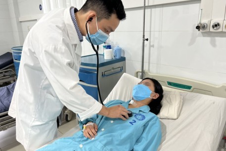 Bệnh viện Đà Nẵng lần đầu tiên thực hiện mổ tim bằng kỹ thuật ít xâm lấn