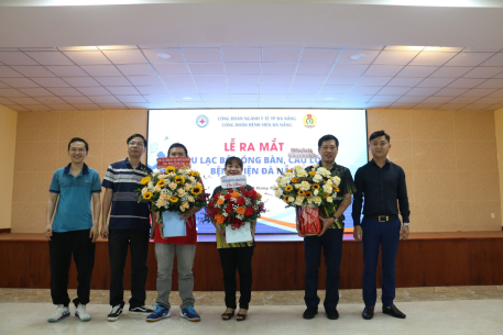 Bệnh viện Đà Nẵng: Ra mắt Câu lạc bộ bóng bàn và cầu lông