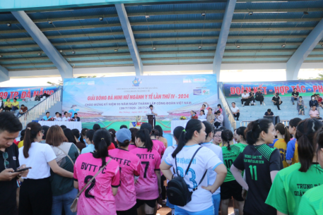 Công đoàn Ngành Y tế tổ chức khai mạc giải bóng đá mini Nữ Lần thứ 4 năm 2024
