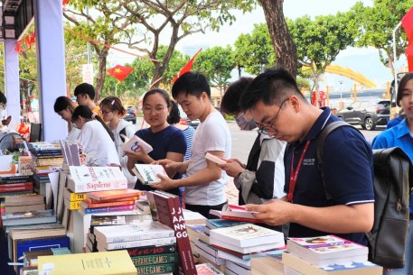 Phát triển văn hóa đọc – nơi dung dưỡng tâm hồn và tri thức