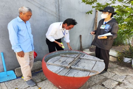 Đà Nẵng siết chặt giám sát muỗi truyền bệnh Chikungunya