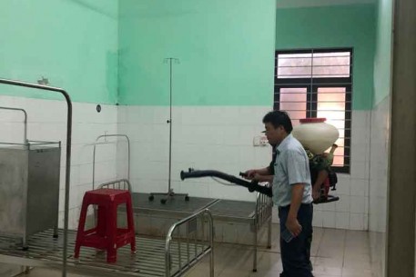 Kiểm tra và hỗ trợ xử lý môi trường, xử lý nguồn nước tại 2 xã Duy Xuyên và Điện Bàn (Tp Đà Nẵng)