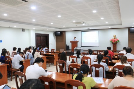 Nâng cao năng lực cán bộ y tế trong công tác vệ sinh lao động và phòng chống bệnh nghề nghiệp