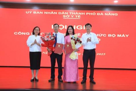 Đà Nẵng: Công bố các Quyết định thành lập Chi cục An toàn thực phẩm thành phố Đà Nẵng và Trung tâm Kiểm nghiệm thành phố Đà Nẵng