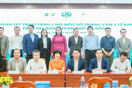 Đà Nẵng tiếp nhận 45 máy sốc điện tự động, khởi động giai đoạn mở rộng mạng lưới cấp cứu ngoại viện theo Đề án của Bộ Y tế