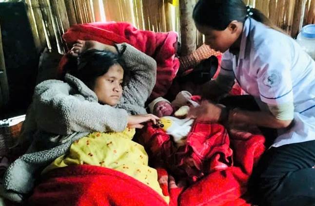 Chăm sóc sức khỏe phụ nữ mang thai trong mùa mưa bão, lũ lụt