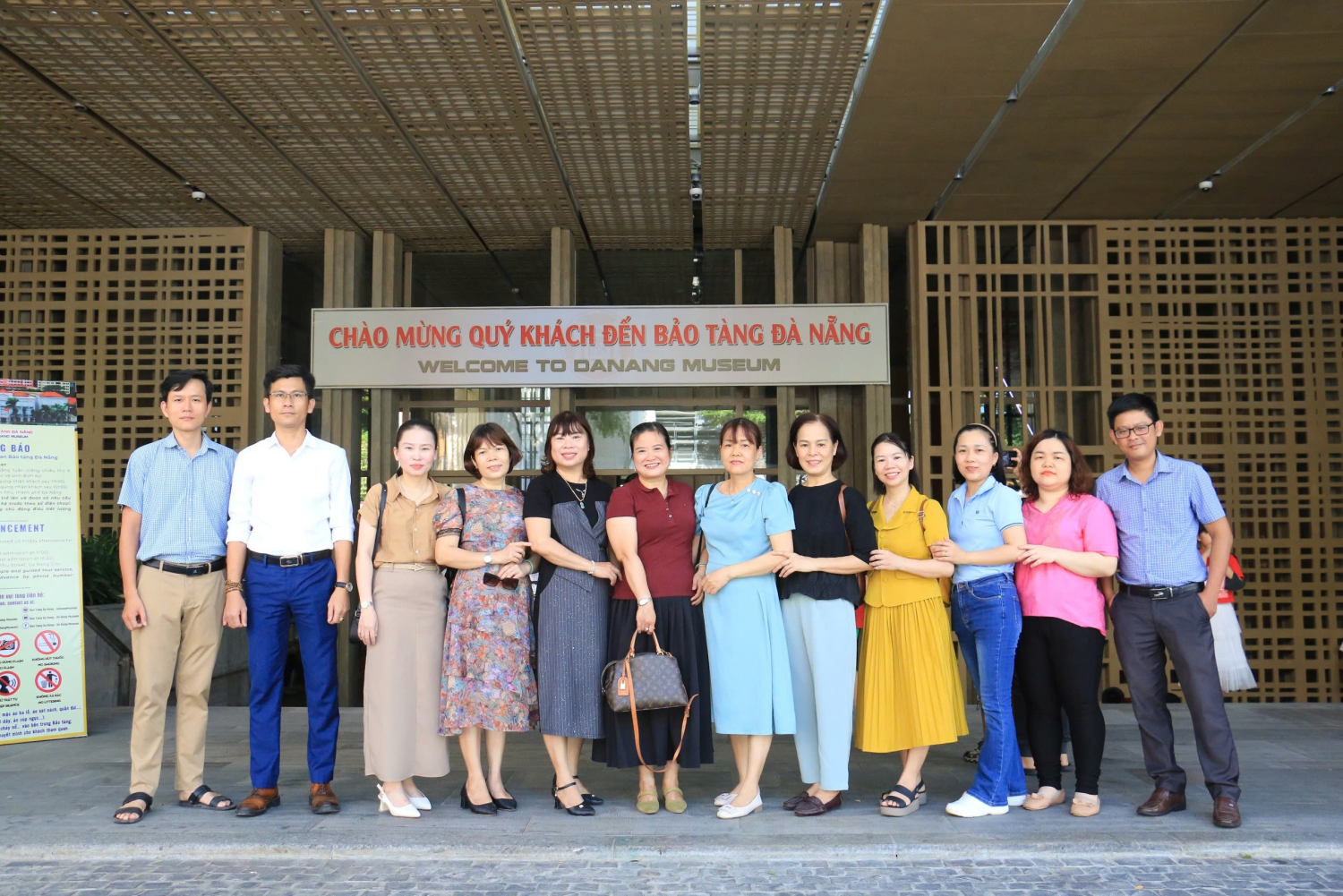chi bộ 2