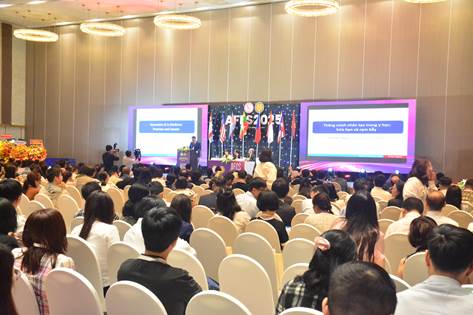 Hội nghị được nghe nhiều báo cáo tham luận từ các chuyên gia đầu ngành