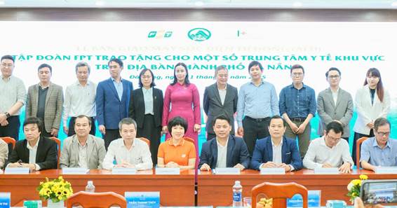 ký biên bản tiếp nhận máy sốc điện tự động 