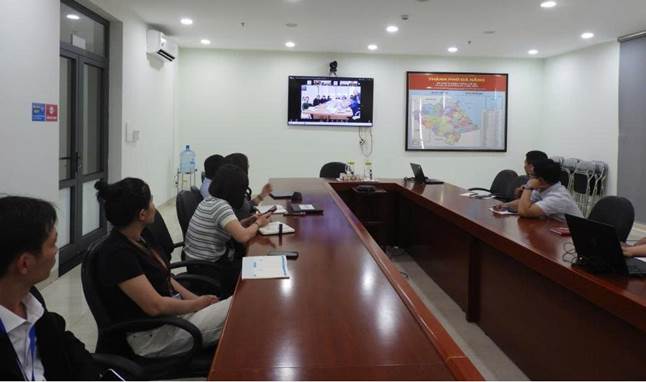 Đại diện các khoa phòng dự tại điểm cầu Trung tâm Kiểm soát bệnh tật thành phố Đà Nẵng