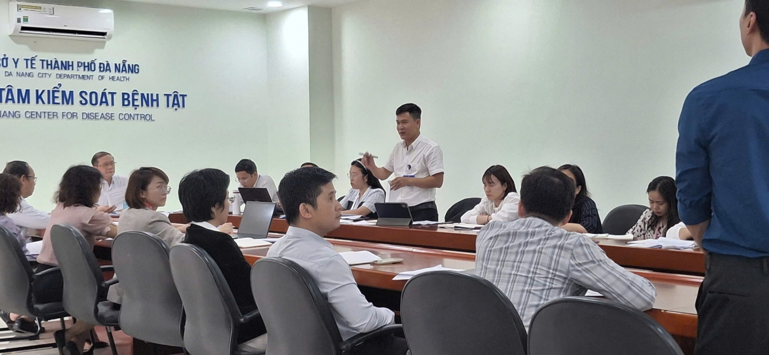 Đại diện Hội đồng góp ý đối với các đề tài