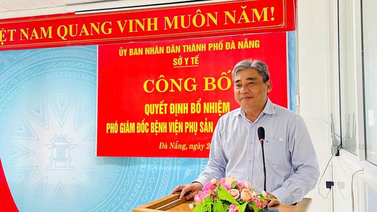 Bs Trương Văn Trình – PGĐ Sở Y tế thành phố Đà Nẵng phát biểu chỉ đạo và giao nhiệm vụ