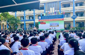 Tuyên tuyền phòng chống dịch bệnh cho học sinh