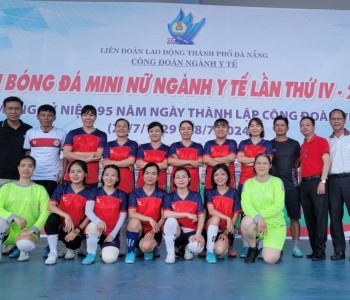 Doi-bong-nu.jpg